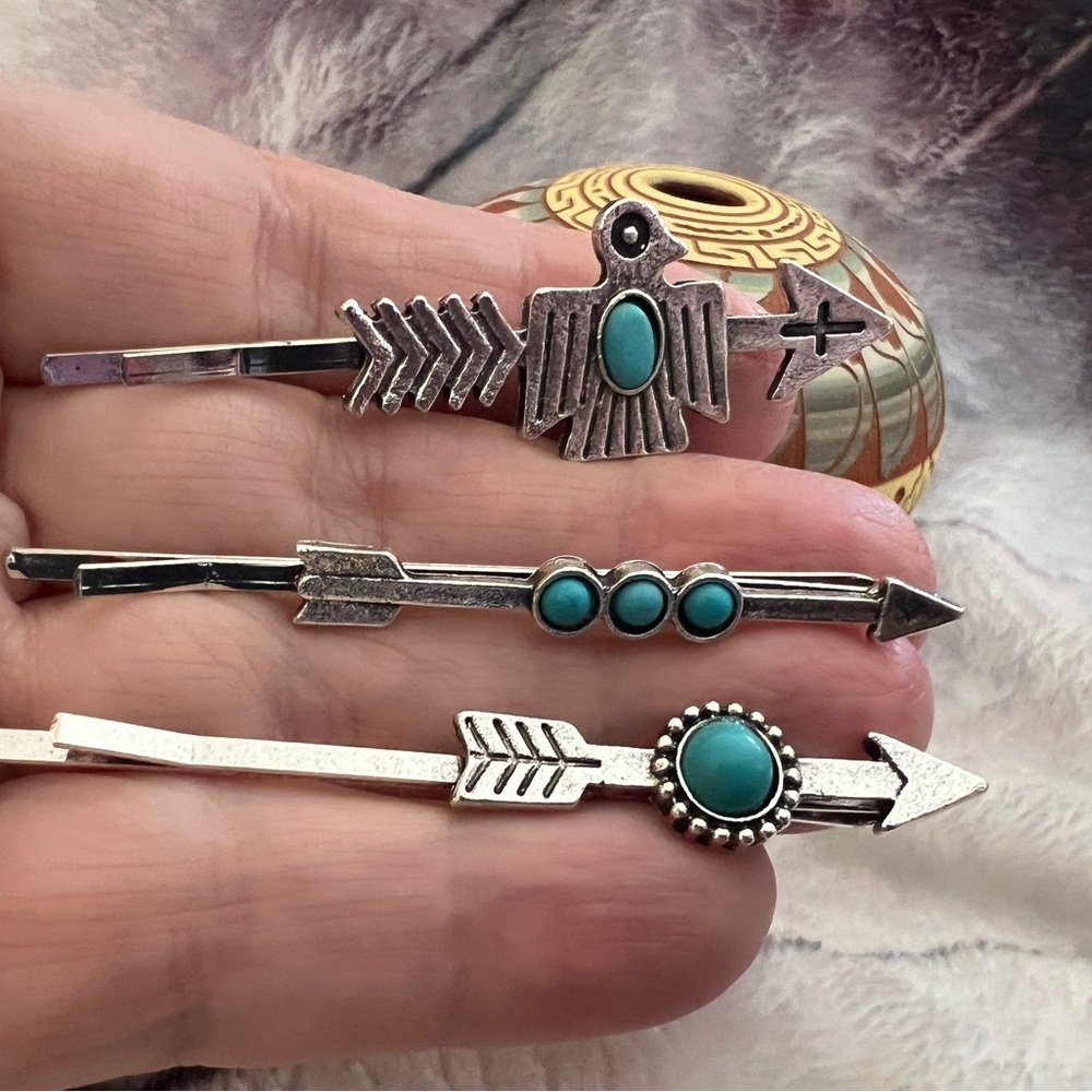 ❤️ Southwestern Navajo Faux Turquoise Hair Bobby Pins Set of 3 Cowgirl Western - Picture 6 of 7